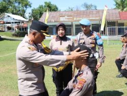 Sebanyak 17 Bintara Remaja Polres Way Kanan, mengikuti kegiatan pembinaan peningkatan kemampuan dan tradisi pembaretan di Polres Way Kanan. Sabtu (15/06).