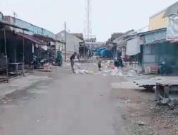 Distribusi sampah di tarik namun sampah tidak terurus.