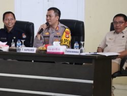 Kapolres Way Kanan AKBP Adanan Mangopang mekpun langsung kegiatan Latpra Operasi Mantap Praja Krakatau 2024 bertempat di GSG Pesat Gatra Polres Way Kanan. Rabu (21/08)