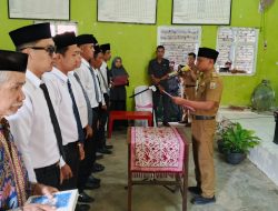 Kepala Kampung Argomulyo,Kecamatan Banjit: Lantik Tujuh Orang Perangkat Kampung Nya