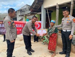 Jelang Hari Bhayangkara Ke-79, Kapolres Way Kanan dan PJU Gelar Bansos Bagikan Paket Sembako