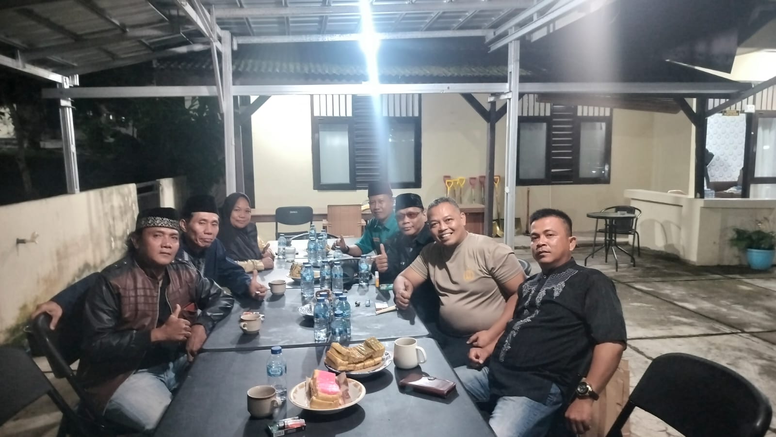 Silaturahmi Ramadhan, DPC AWPI Way Kanan Ngopi Bareng Kapolres