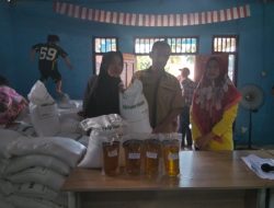 PEMERINTAH KAMPUNG KOTA WAY SALURKAN BERAS CPP DAN MINYAK GORENG KEPADA 483 KPM