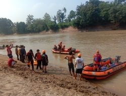 BPBD Way Kanan Evakuasi Jasad Anak 8 Tahun Korban Tenggelam di Pakuan Ratu