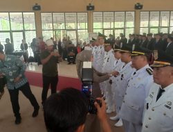 BUPATI WAY KANAN LANTIK 236 PEJABAT STRUKTURAL DAN FUNGSIONAL, TEKANKAN ORIENTASI HASIL DAN KERJA SOLID TIM